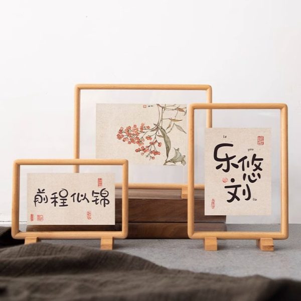 Dual-Sided Beech and Walnut Frame – Versatile Display